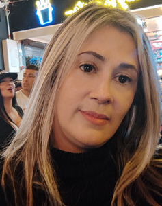 47 Year Old Medellin, Colombia Woman